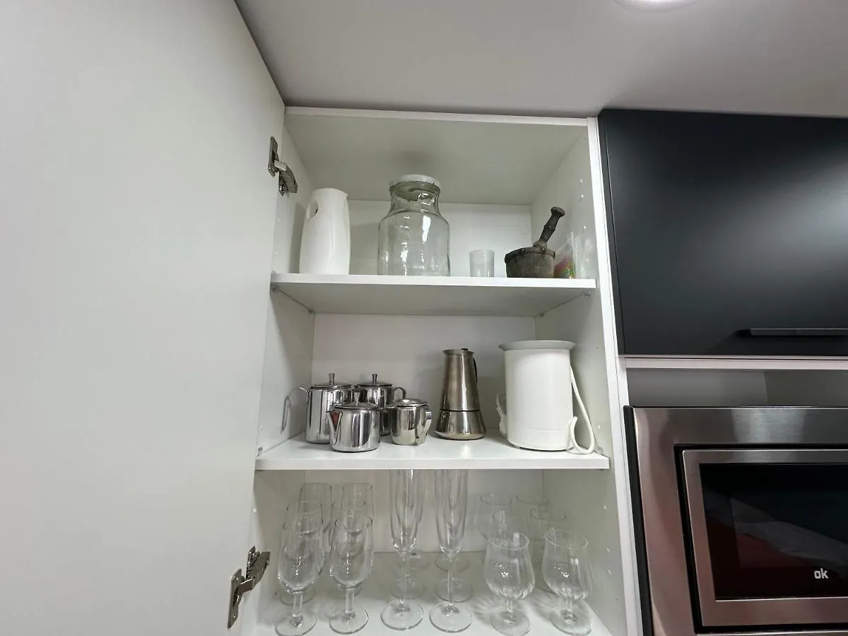 Apartment Ver417 - Reformado, Wifi, Vistas Al Mar, Piscina, Playa A 600 Metros, Centro A 300 Metros Torremolinos Spain