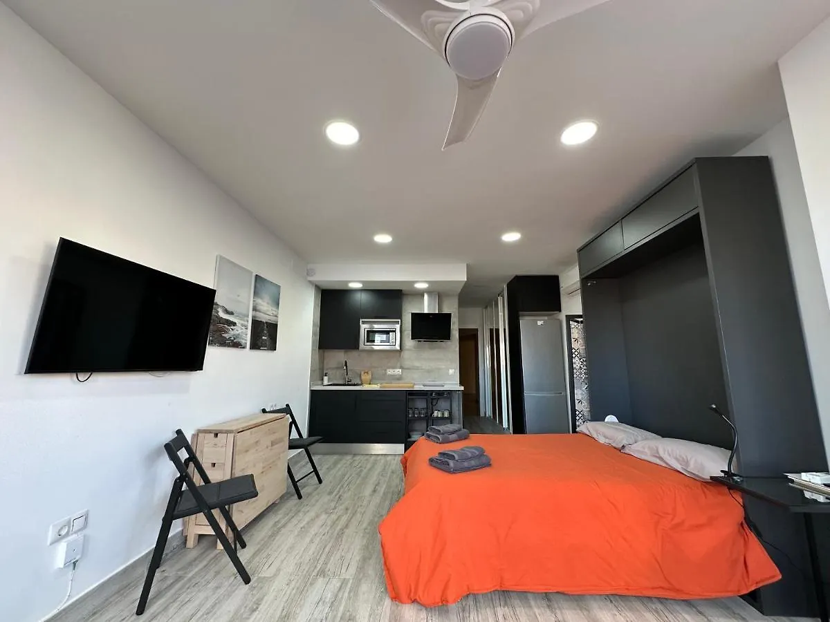 Apartment Ver417 - Reformado, Wifi, Vistas Al Mar, Piscina, Playa A 600 Metros, Centro A 300 Metros Torremolinos